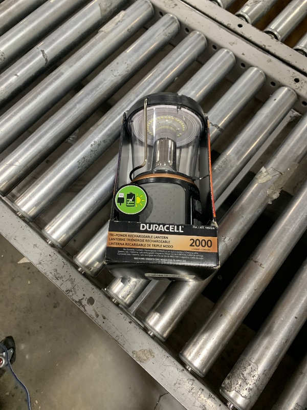 Photo 1 of Duracell - 2000 lumens LED flashlight with 360° and 180° illumination for camping, fishing and emergency use, 6 light modes and 3 power supplies available for charging, 1654528