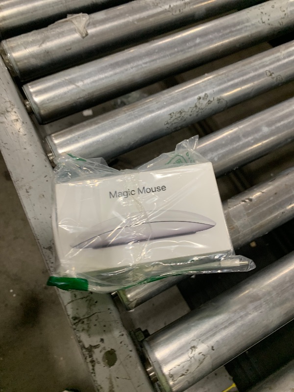 Photo 1 of Apple Magic Mouse - White Multi-Touch Surface ???????