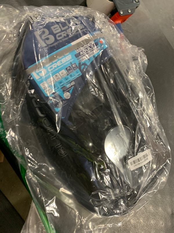 Photo 1 of Cressi Explorer Set Snorkeling Sets, Black, S/M