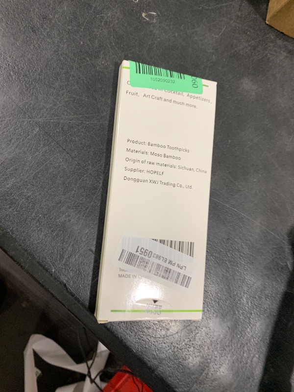 Photo 1 of 600 Count Bamboo Toothpicks for Teeth Cleaning, Appetizer, Olive, Barbecue, Fruit, Double-Points Wooden Toothpick.