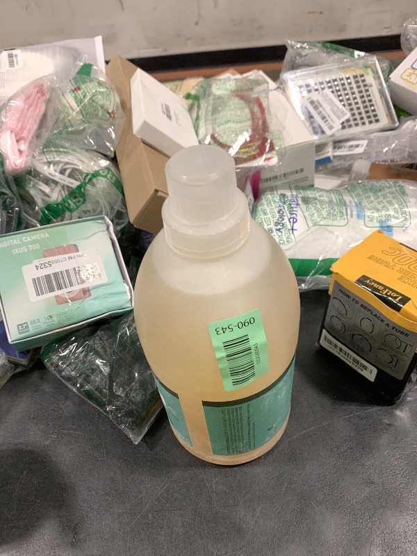Photo 1 of MRS. MEYER'S CLEAN DAY Liquid Laundry Detergent, Biodegradable Formula Infused with Essential Oils, Basil, 64 oz (64 Loads)
