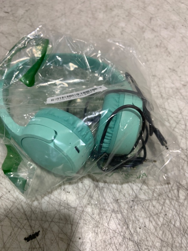 Photo 1 of Belkin SoundForm Mini - Wireless Bluetooth Headphones for Kids with 30H Battery Life, 85dB Safe Volume Limit, Built-in Microphone - Kids On-Ear Earphones for iPhone, iPad, & More - Mint w/Case