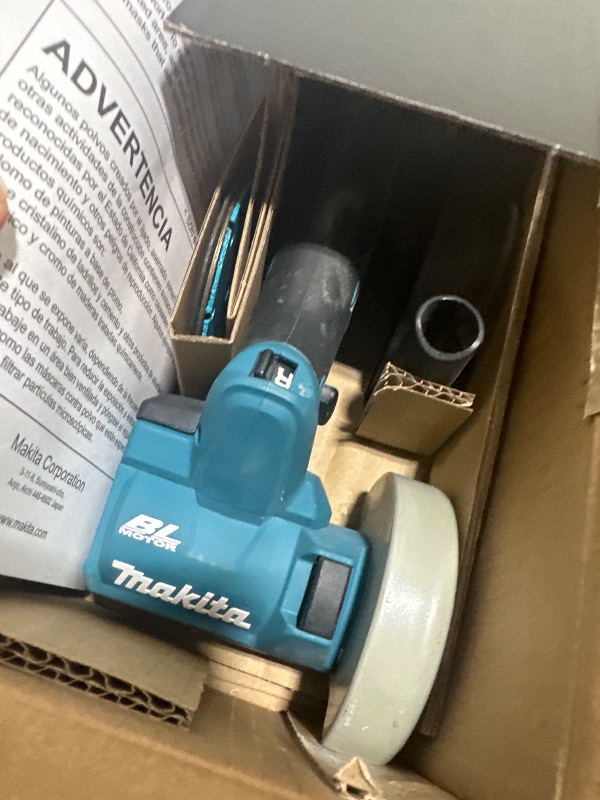 Photo 1 of Makita XCM01Z 18V LXT® Lithium-Ion Brushless Cordless 3" Cut-Off Tool, Tool Only