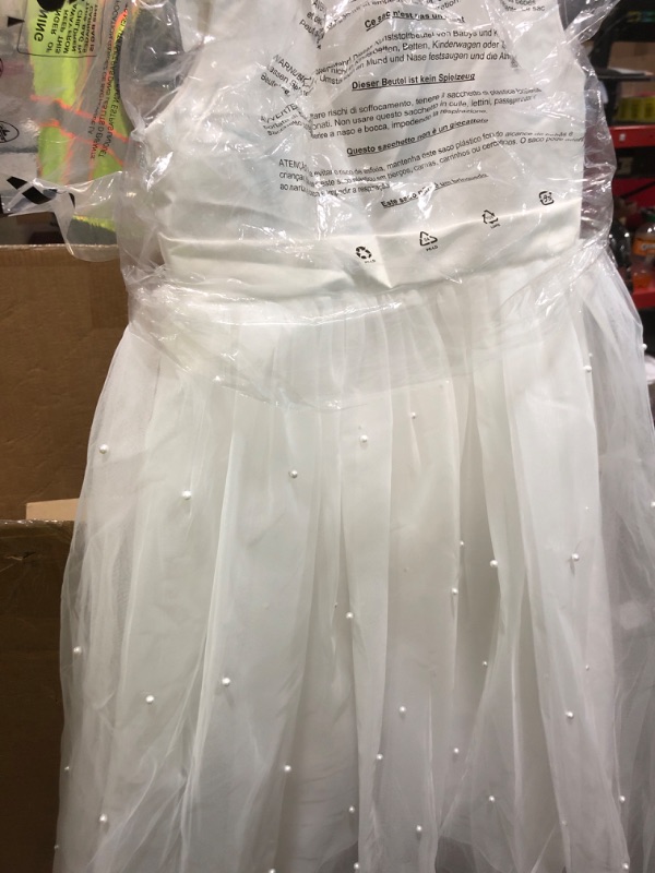 Photo 1 of Kismissal Flower Girls Dress V-Back Sleeveless Pearl Girls Dress Tulle Pageant Gown with Bowknot for Wedding First Communion M 