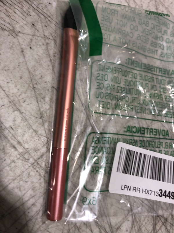 Photo 1 of Real Techniques Brightening Concealer Makeup Brush, Viral Kitten Paw Brush Conceals Under Eyes, & Imperfections, Cover Dark Circles, For Brightener & Concealer, RT 242 Brush, Cruelty-Free, 1 Count