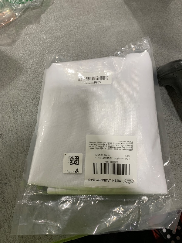 Photo 1 of Kimmama Laundry Bag Mesh Wash Bags, Washing Machine Wash Bag, Net Washer Sack with Zipper, Dryer Pouch for Cleaning and Drying Cloths, Garment, Coats, Sweater, Delicates, Sheet, Pant, Soft Toys