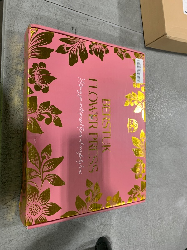 Photo 1 of Extra Large Flower Press Kit for Adults and Teens - Big Flower Preservation Kit 38 x 29cm (15" x 11.4") - Includes Expert Video Tutorials - Gift-Ready Packaging Ideal for Arts and Crafts Lovers