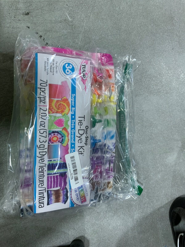 Photo 1 of Tulip One-Step Tie-Dye Kit Super Big 12 Colors