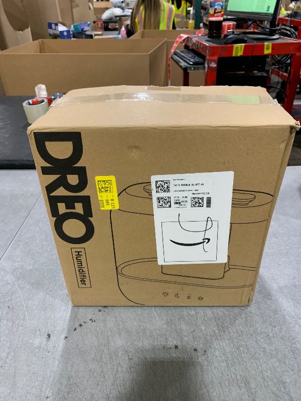 Photo 1 of Dreo Humidifiers for Bedroom, 4L Top Fill for Large Room, 36H Runtime, 28 dB Quiet Supersized Cool Mist Air Humidifier for Baby Nursery, Plants, Indoor, Night Light, Easy to Clean & Fill