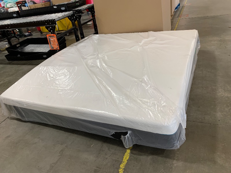 Photo 1 of ZINUS 10 Inch King Cooling Essential Memory Foam Mattress [NewVersion], Fiberglass Free, Medium Feel, Breathable Cooling Layers, Certified Safe Materials