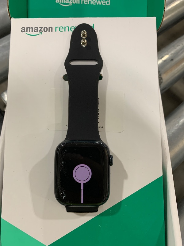 Photo 1 of Apple Watch Series 8 (GPS, 45mm) Midnight Aluminum Case with Midnight Sport Band (Renewed Premium)