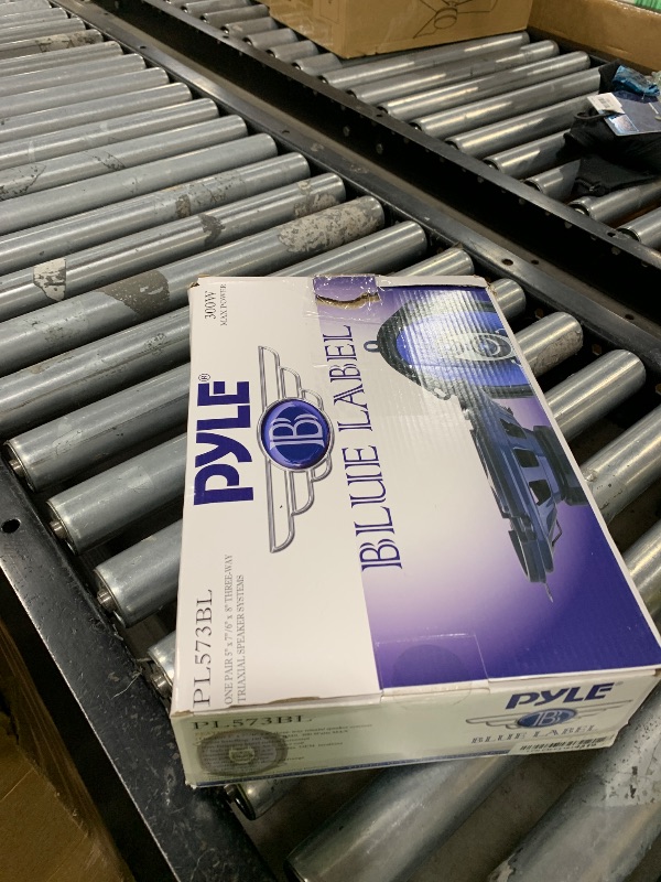 Photo 1 of Pyle 5” x 7” Car Sound Speaker (Pair) - Upgraded Blue Poly Injection Cone 3-Way 300 Watts w/Non-fatiguing Butyl Rubber Surround 80-20Khz Frequency Response 4 Ohm & 1" ASV Voice Coil - PL573BL, Apple