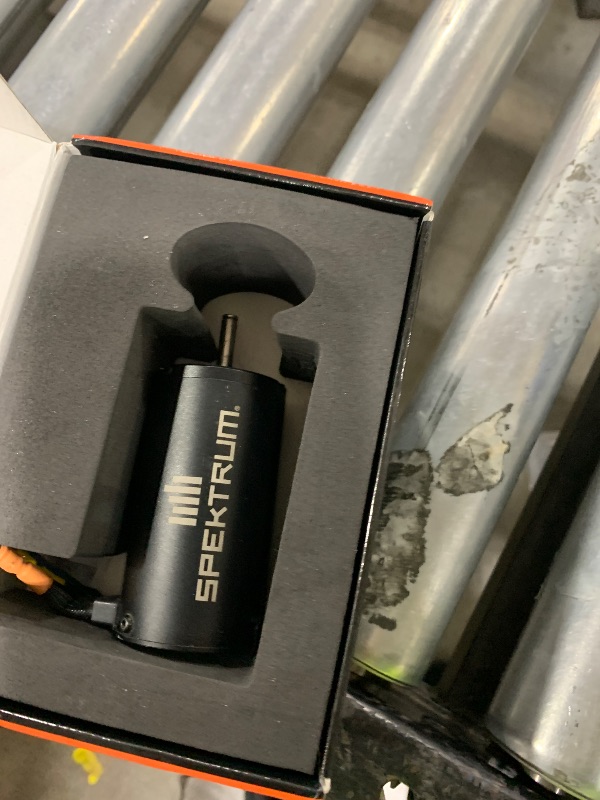 Photo 1 of Spektrum Firma 2050Kv Brushless Motor, SPMXSM1700