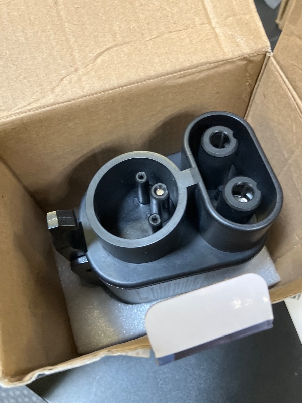 Photo 1 of Lectron NACS to CCS Electric Vehicle Adapter with Interlock - 500 Amps / 1000V - Compatible with Tesla Superchargers - CCS1 Fast Charging with Vortex Plus [Check with Your Automaker for Compatibility]