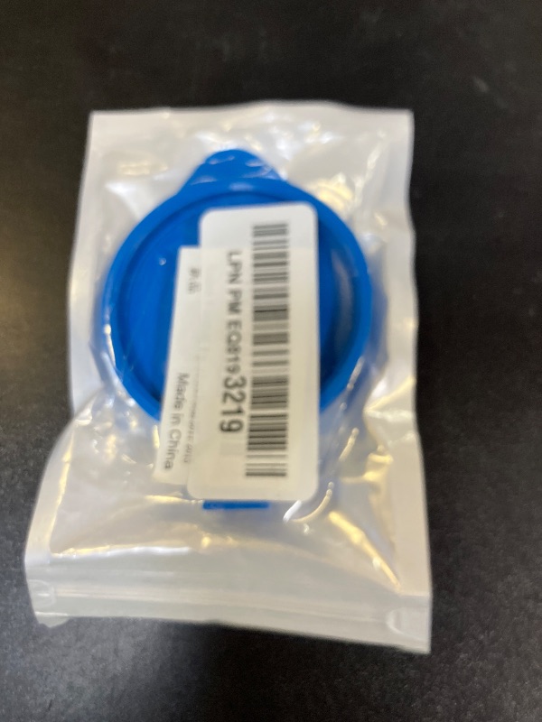 Photo 1 of Lyxheth Windshield Wiper Washer Fluid Reservoir Tank Bottle Cap, Washer Caps, 1708196 BM51-17632-AA Windshield Wiper Fluid Cap Replacement, Car Windshield Washer Cover Cap Fit for Ford Focus 2011-2015