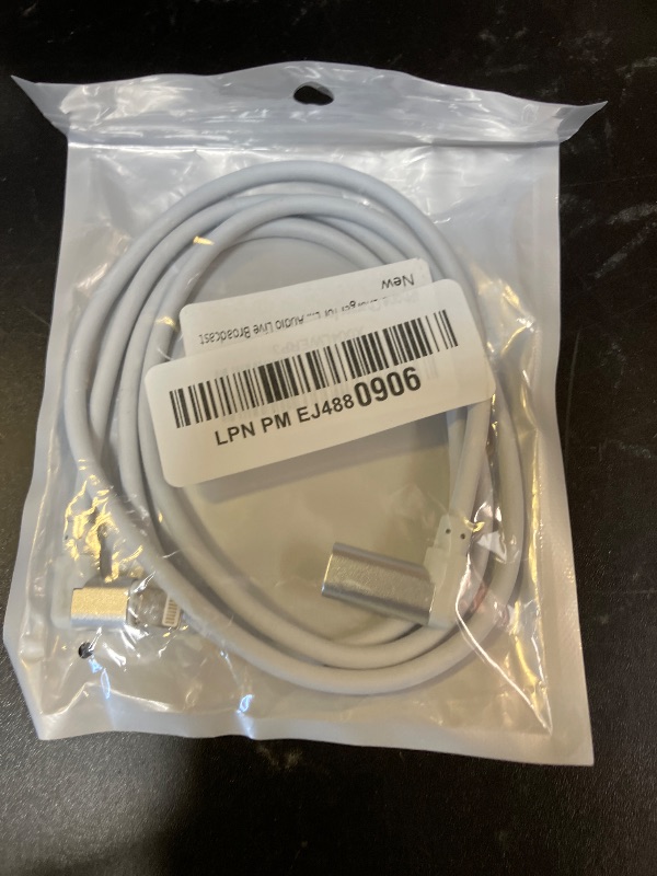 Photo 1 of iPhone Charger for Live Extension Cable,[Apple MFi Certified]90 Degree Lightning Charging Male to Female Extender Dock Adapter for iPhone 14/Pro Max/13/12/11/XS/X/8/7/6 Pass Data Audio Live Broadcast