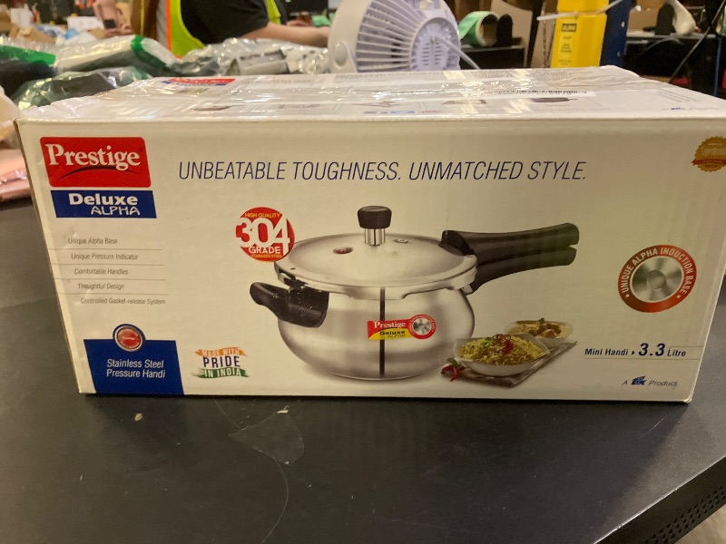 Photo 1 of Prestige 3.3-Liter Deluxe Alpha Induction Base Stainless Steel Baby Handi, Small, 8"D x 13"W x 6"H, Silver