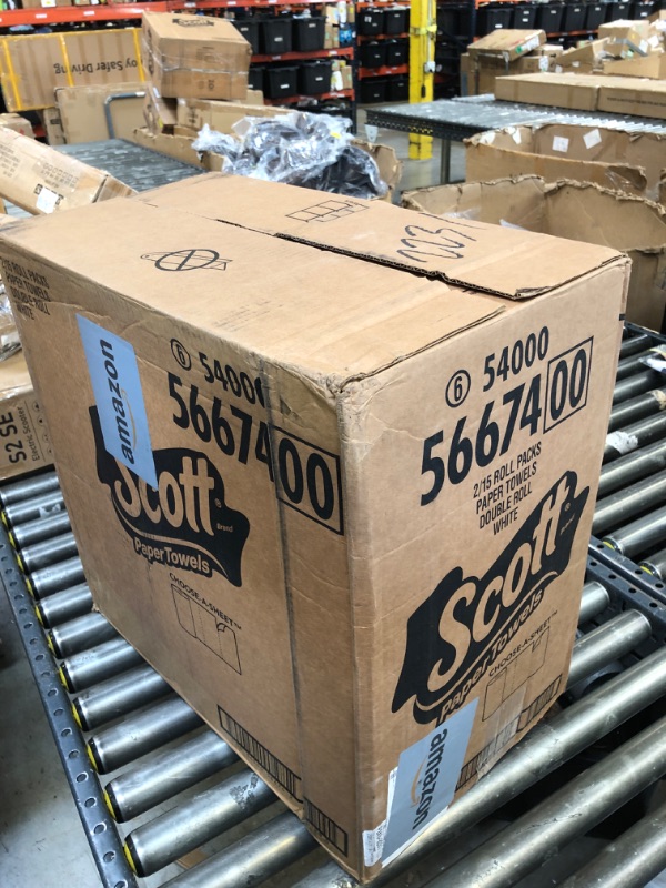 Photo 1 of Scott Paper Towels, Choose-A-Sheet, 30 Double Rolls = 60 Regular Rolls (108 Sheets Per Roll)