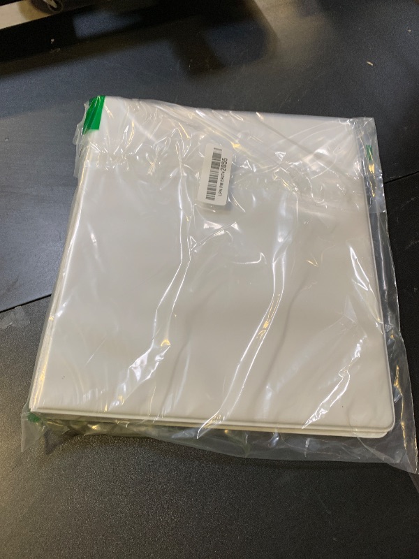 Photo 1 of Amazon Basics 3-Ring Binder, 1-Inch - White 1 Pack
