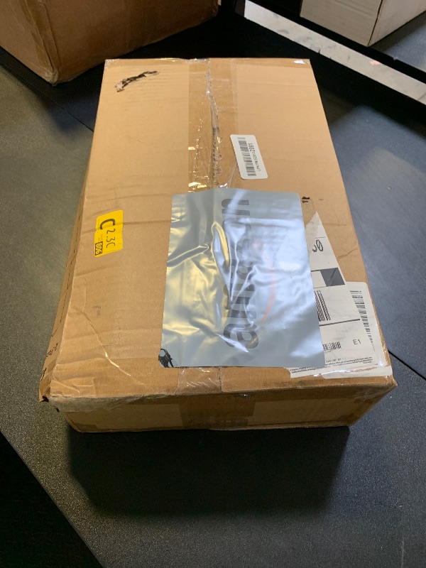 Photo 1 of JARLINK Stretch Film, 15 Inch x 1000 Feet Shrink Wrap for Pallet Wrap, Industrial Strength Stretch Wrap with Handles, Moving Wrapping Plastic Roll, 60 Gauge, 2 Pack, Clear