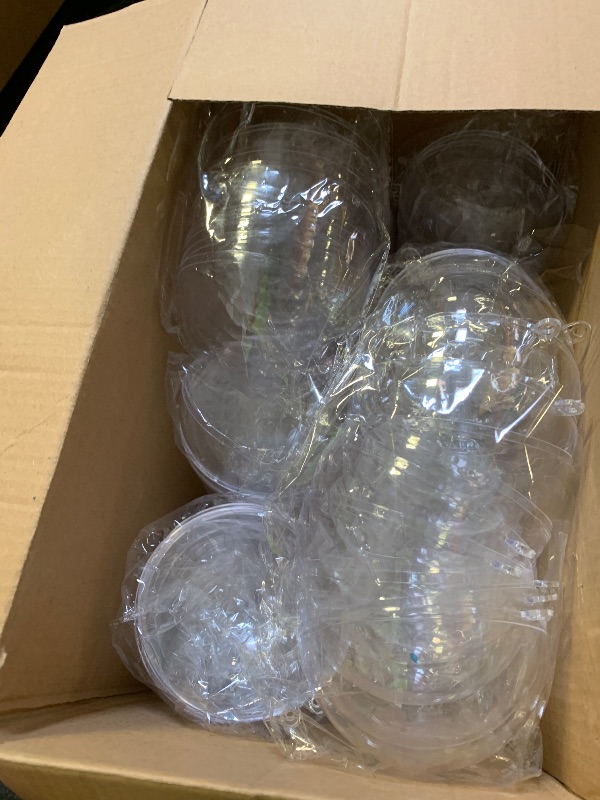 Photo 1 of Oungy 50 PCS Clear Ornament Balls Clear Plastic Ornaments for Craft Fillable Ornaments Balls 80mm(3.15'') Christmas Ornaments Ball DIY Plastic Ball for Christmas Wedding Party Home Decor