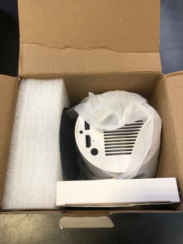 Photo 1 of ?Electric Focus?Magcubic Mini Projector 4K Support, Portable Projector with WiFi 6 and Bluetooth 5.4, Smart Proyector, 5W Soundbase Speaker, 180° Rotation for Home Theater HY300 Ultra