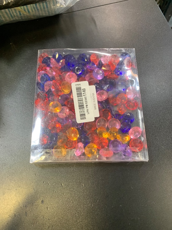 Photo 1 of ROYHOO 140PCS Pirate Treasure Gem Toys, Fake Acrylic Bling Gem Diamonds Toys Colorful Beach Gems Pirate Jewels Toys for Kids Pirate Party Favors Decoration (Random Color)
