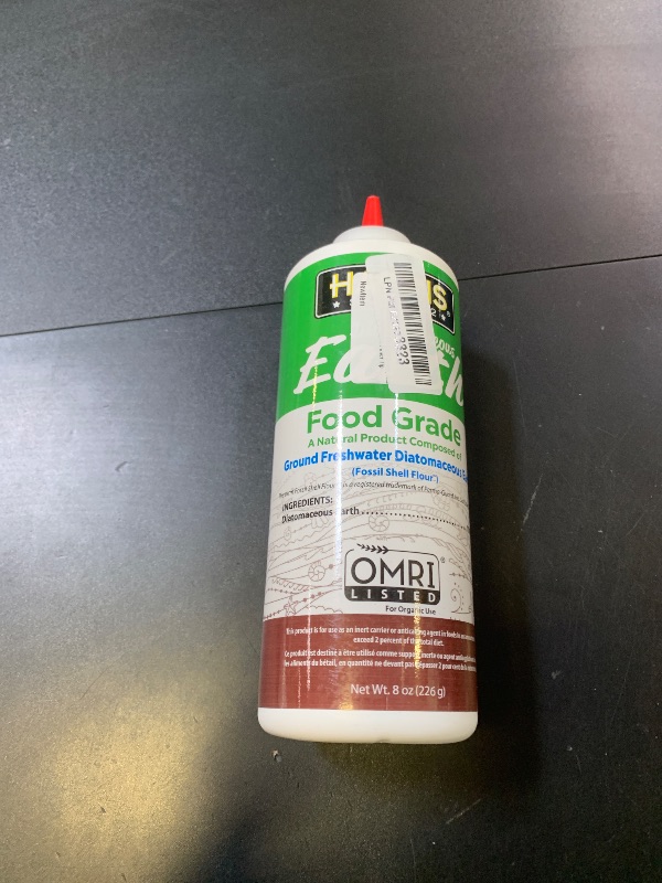 Photo 1 of HARRIS Diatomaceous Earth Food Grade, Half Pound with Easy Application Puffer Tip