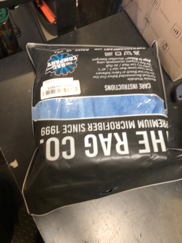 Photo 1 of The Rag Company - The Eaglet 500 - Professional Korean 70/30 Blend; Super Plush Microfiber Detailing Towels; Perfect for Wheels, Mirrors, and More; 500GSM; 8inx8in, Blue (10-Pack)