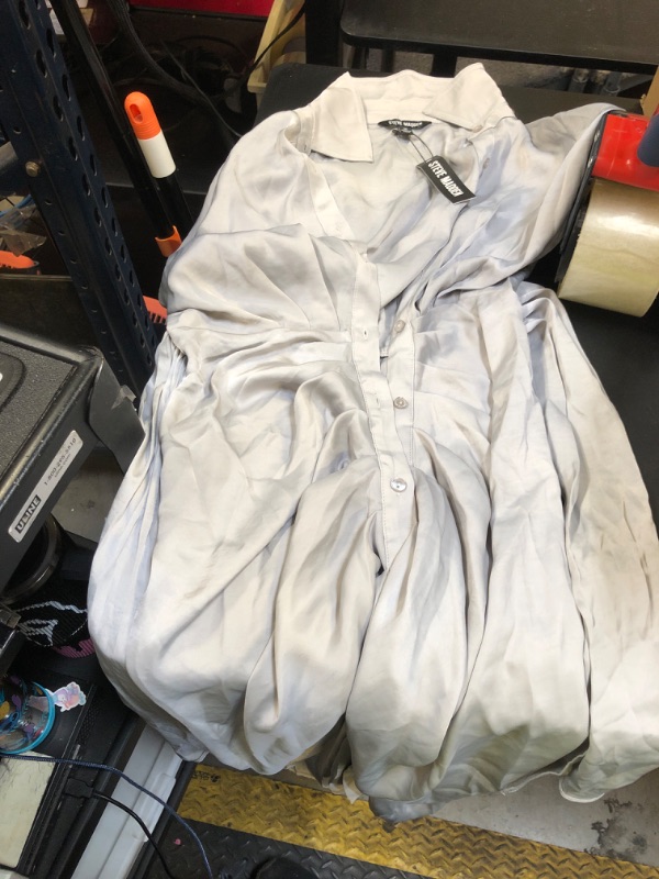 Photo 1 of WOMENS DRESS SIZE 2