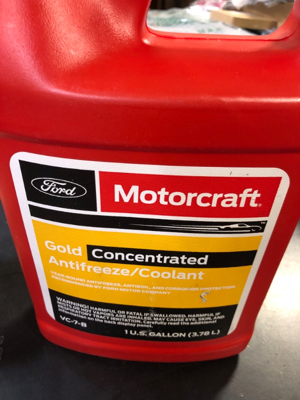 Photo 1 of Ford Genuine VC-7-B Gold Concentrated Antifreeze/Coolant - 1 Gallon (Packaging May Vary)