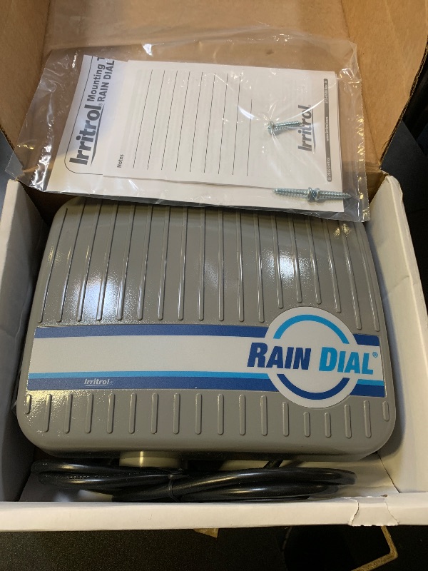 Photo 1 of Irritrol Rain Dial RD900-INT-R 9 Station Indoor Irrigation Controller