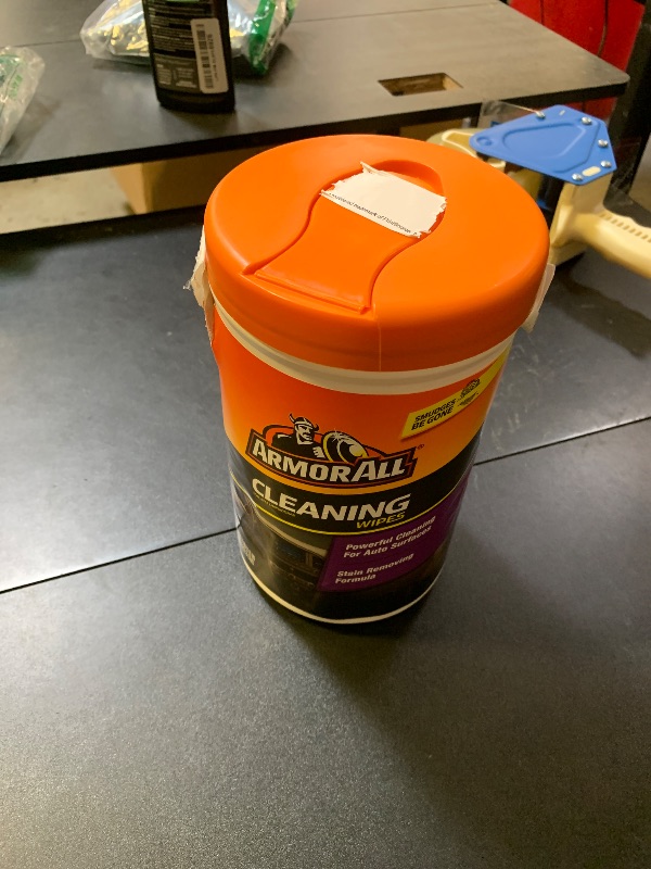 Photo 1 of Armor All Car Cleaning Wipes, Wipes for Car Interior and Car Exterior, 90 Wipes Each