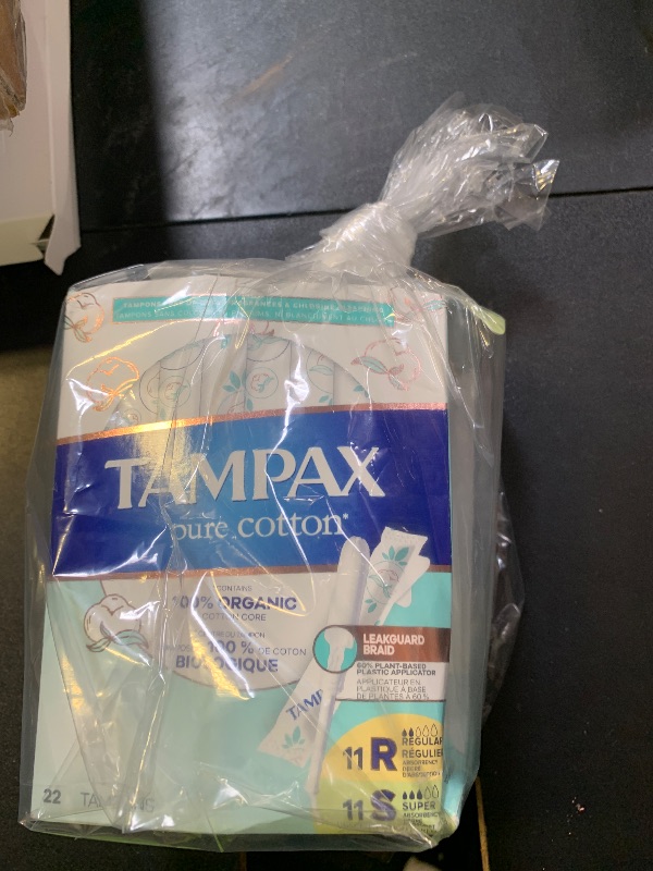 Photo 1 of Tampax PURE COTTON 22-pack (11 Regular/11 Super)