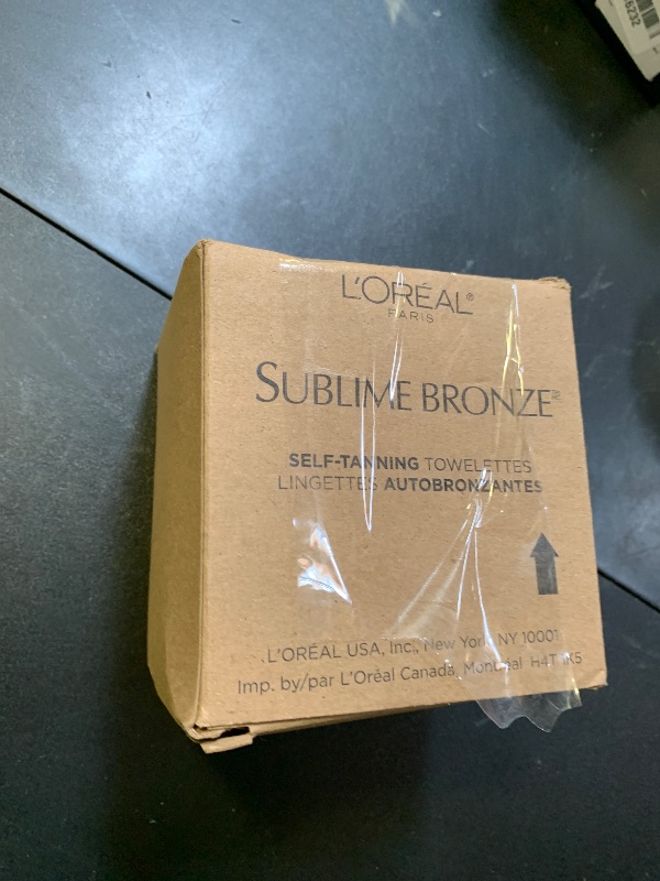 Photo 1 of L'Oreal Paris Sublime Bronze Self Tanning Towelettes, Streak-Free, Natural Looking Tan, 6 ct (Pack of 2)