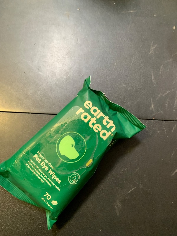 Photo 1 of Earth Rated Vet-Developed Pet Eye Wipes, Hypoallergenic Cleaner for Dogs & Cats Eyes to Remove Dirt & Discharge, Fragrance Free, 70 Count