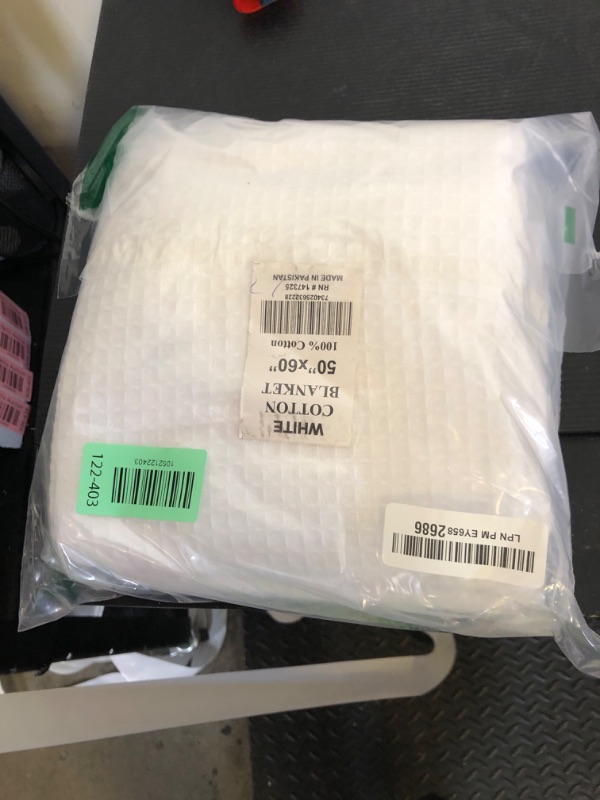 Photo 1 of 100% Cotton Blankets Throw Size for Bed - Waffle Weave Blankets for Summer, Lightweight and Breathable Soft Woven Blanket for Spring (White, Throw (50" x 60")