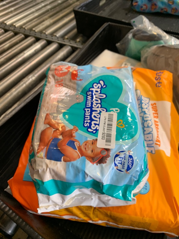 Photo 1 of Pampers Swim Diapers - Splashers - Size 2-3, 20 Count, Gap-Free Disposable Baby Swimming Pants