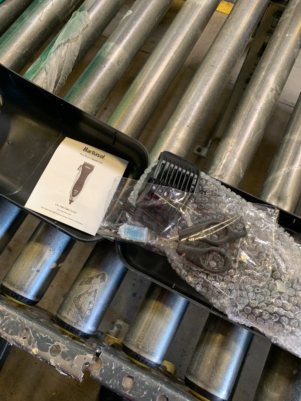 Photo 1 of BARBASOL HAIR CLIPPER