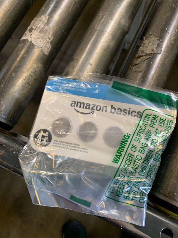 Photo 1 of Amazon Basics CR2032 Lithium Batteries, 4-Pack, Child-Proof Package, Non-Coated - AirTag Compatible