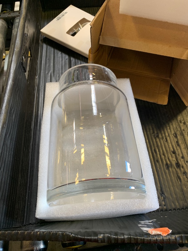 Photo 1 of GLASS VASE