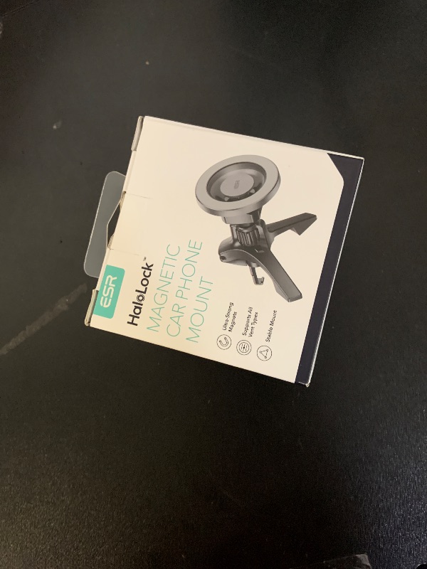 Photo 1 of ESR for MagSafe Car Mount, Magnetic Phone Holder for Car Air Vent, Car Phone Holder Mount for iPhone 17/16/16e/15/14/13/12/Samsung, All Smartphones(2 Metal Rings Included),Charging Not Supported
