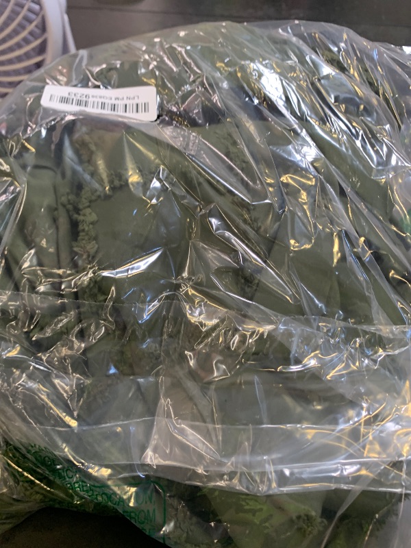 Photo 1 of Bedsure Boho Duvet Cover King Size - Dark Green Breathable & Soft Boho Bedding, Machine Washable Comforter Cover for All Seasons, Includes 1 Duvet Cover 104"x90" with 2 Pillow Shams & Zipper Closure