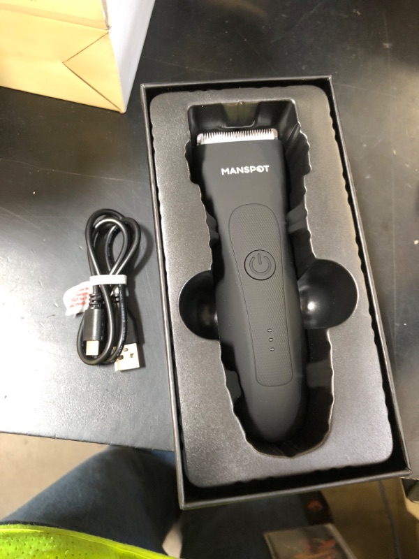 Photo 1 of Manspot Mens Body Trimmer