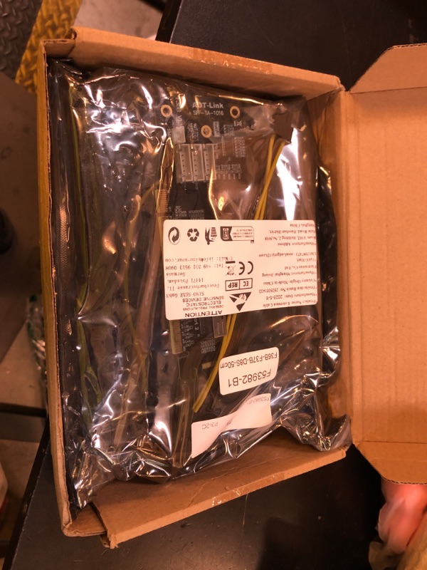 Photo 1 of JMT ADT-F36B-F37B-D8S PCI-e 4.0 X16 to X8 X8 MCIO Bifurcation Adapter Riser Card 256G/bps Split Extender SFF-TA-1016 with Power Cable (50cm)