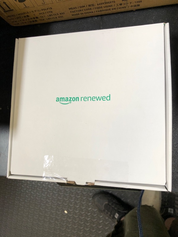 Photo 1 of Apple iPhone 16 Pro, US Version, 128GB, Desert Titanium - Unlocked (Renewed Premium)