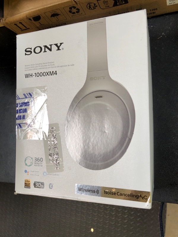 Photo 1 of Sony WH-1000XM4 Wireless Noise-Cancelling Over-the-Ear Headphones - Silver
