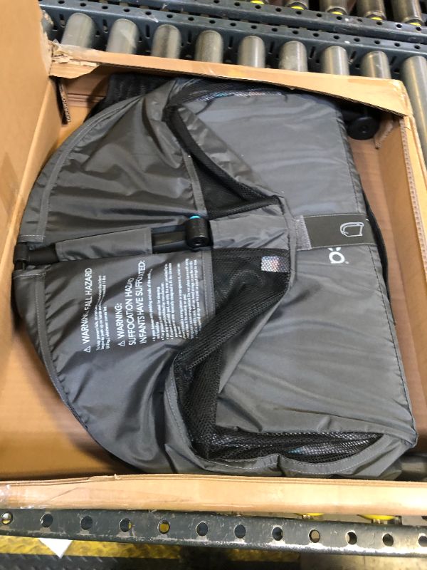 Photo 1 of Munchkin Brica Baby Travel Pod, Grey