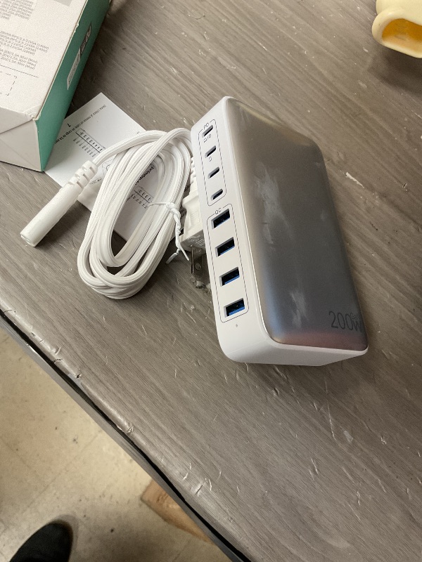 Photo 1 of 500W USB C Fast Charging Station Hub, 8 Port Multi USB C Charger Block GAN III Fast Charging Brick Charger for Multiple Devices 100W PD3.0 PPS Compatible with MacBook Pro/Air/iPad iPhone 16/15/14/13