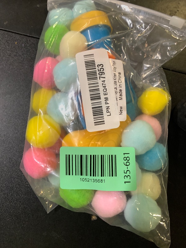 Photo 1 of MeoHui 31Pcs Cat Ball Toy Launcher Gun,Cat Balls Fetch Toy,30Pcs Plush Fuzzy Balls Launcher Cat Toy for Cats with 1 Gun,Funny Interactive Cat Toys for Bored Indoor Adult Cats,Cute Kitten Kitty Toys